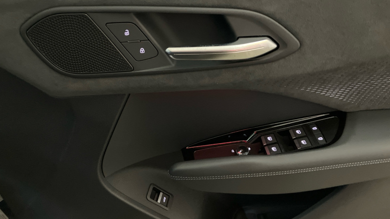 Audi Q3 1.5 TFSI S Line 5dr S Tronic Petrol Estate